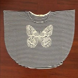 H&M girl’s size 6-8 shirt with butterfly